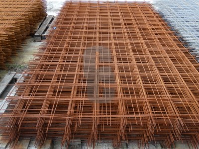 Мрежа заварена ф5 - 4х2м. - 20х20см.